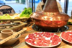 重庆火锅加盟连锁店有哪些？巴倒烫、秦妈、朱光玉火锅馆…