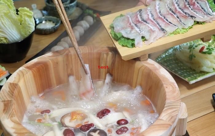 慈利木桶鱼火锅 (1).jpg