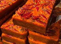 火锅底料排行榜前十名：小肥羊、红九九、大红袍、桥头…